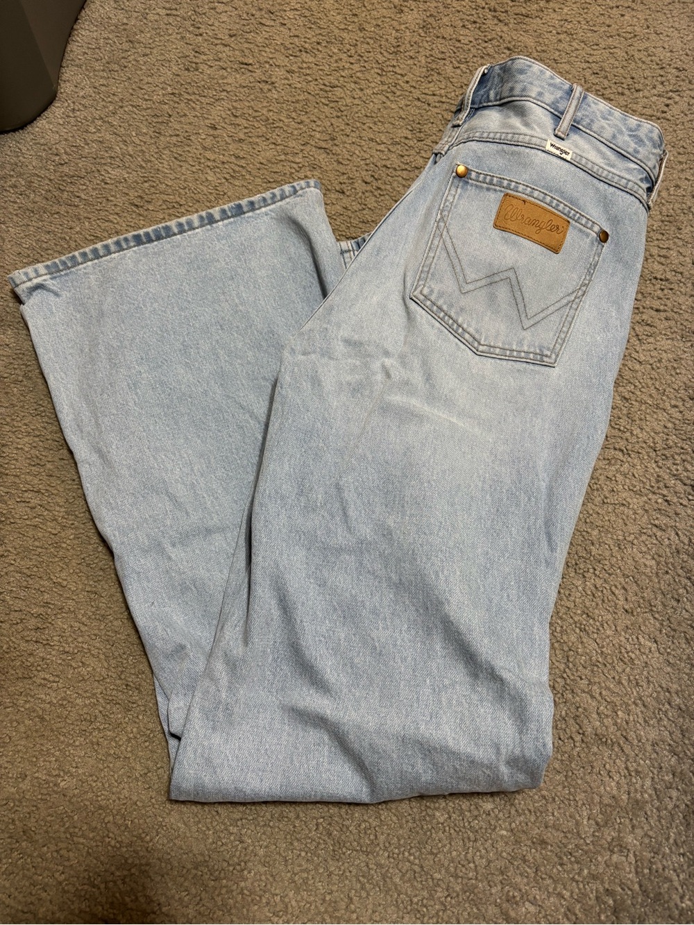 Wrangler Bonnie loose flare jeans